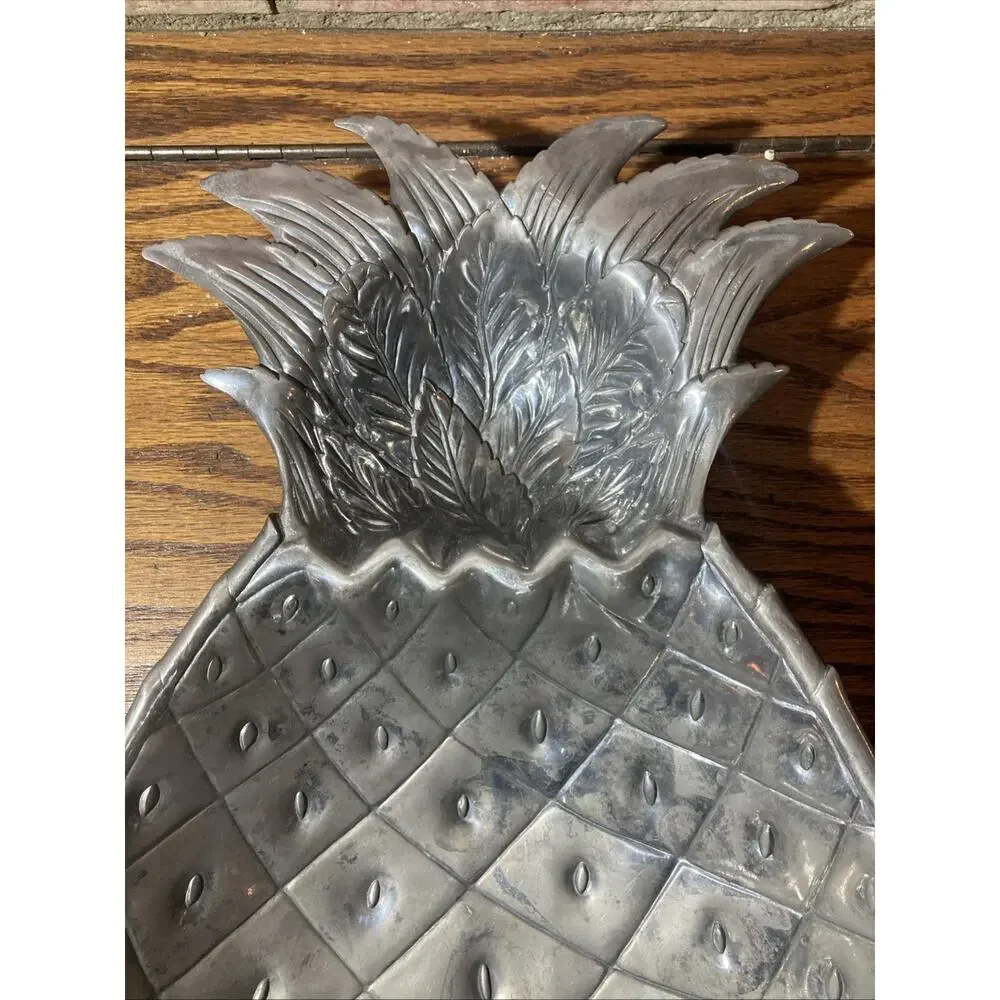 ARTHUR COURT Pineapple Chip & Dip Tray 2003, Signed